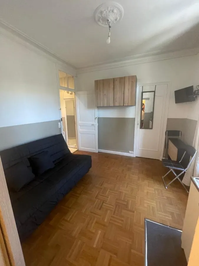 Petits Studios Tout Equipees Gare Nice France