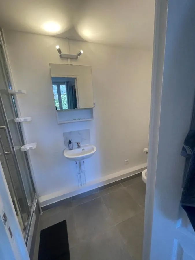 Apartment Petits Studios Tout Equipees Gare Nice France